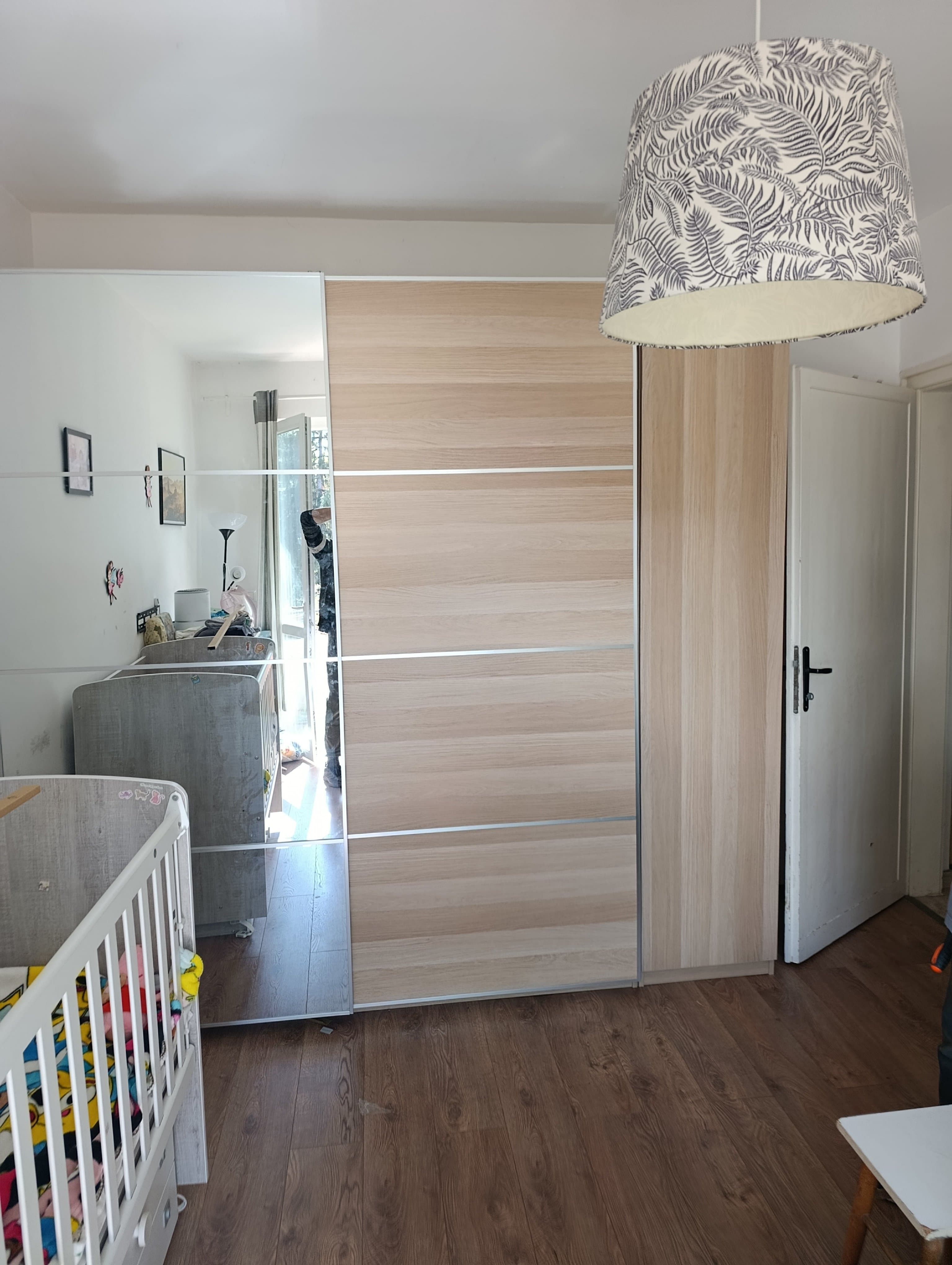 Монтаж на мебели 