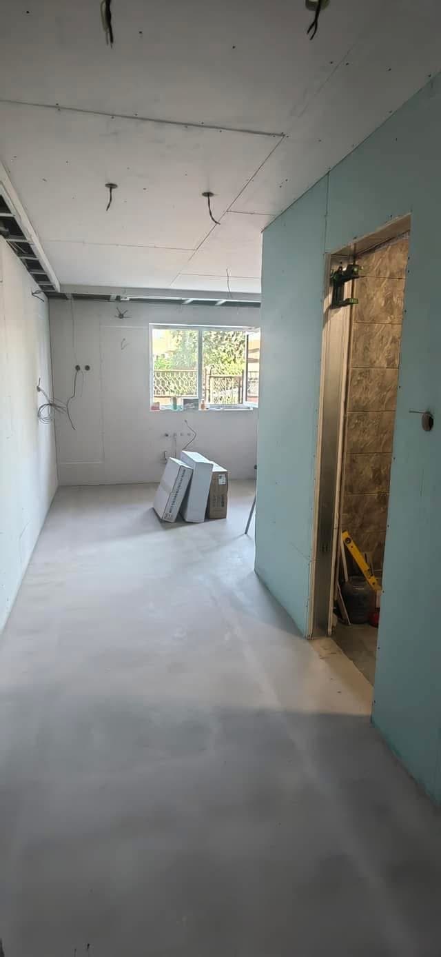 Шпакловка и боядисване 