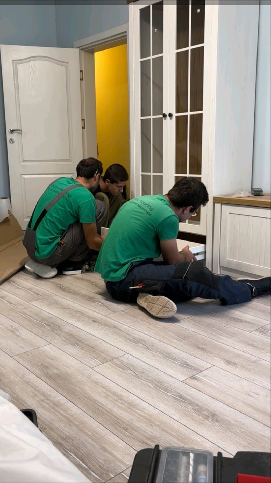 Сглобяване и монтаж на мебели