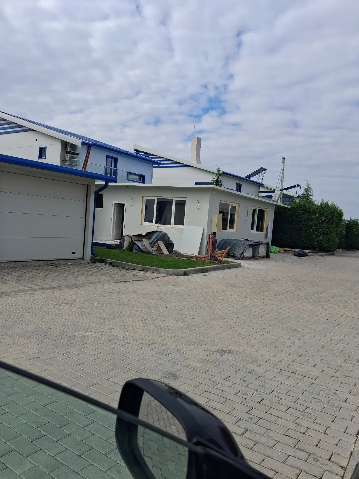 Професионални вътрешни и външни ремонти