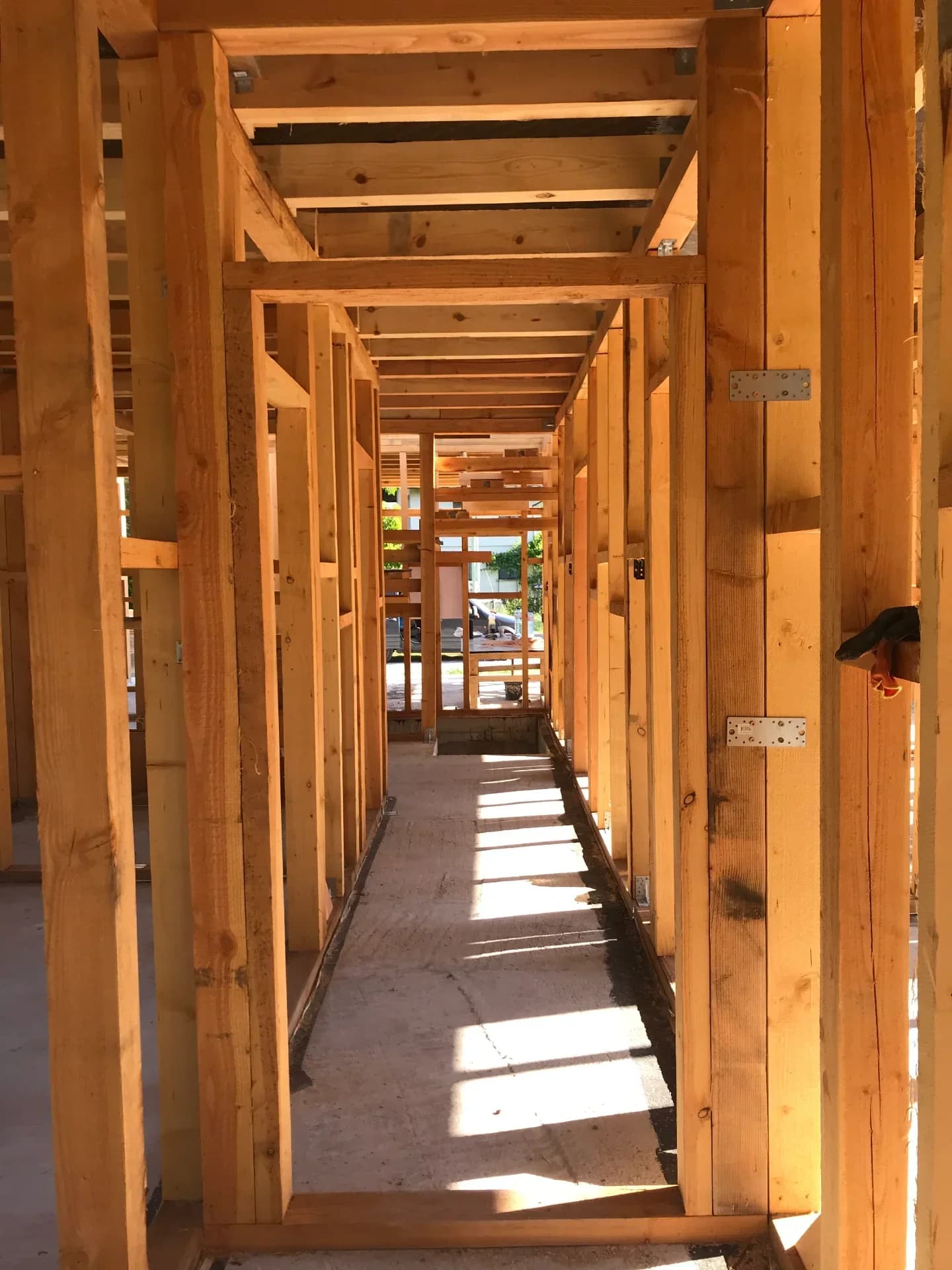 Изграждане на къщи. Дървени конструкции. Енергийно ефективно строителство.