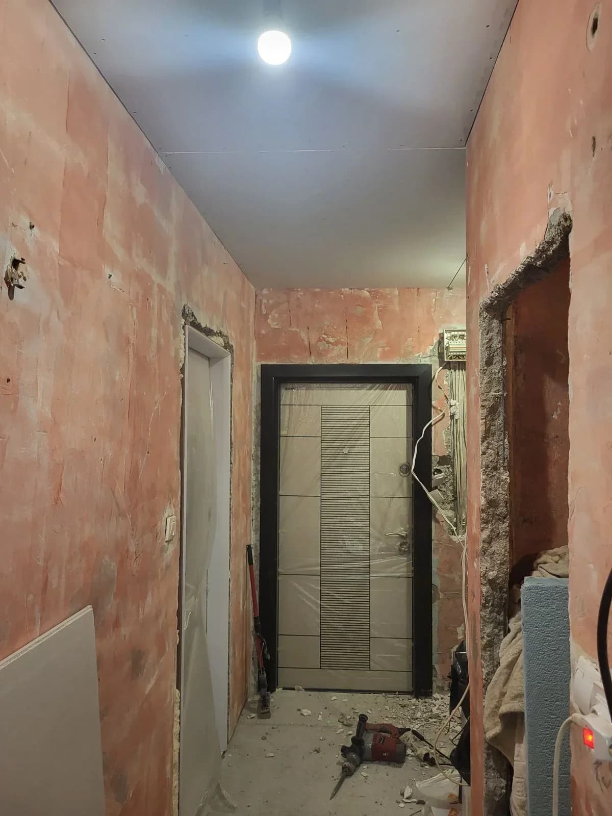 Вътрешни и външни ремонтни 