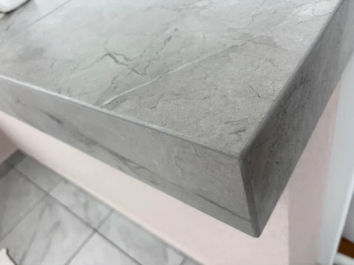 Изработка на бани и подови настилки с плочки