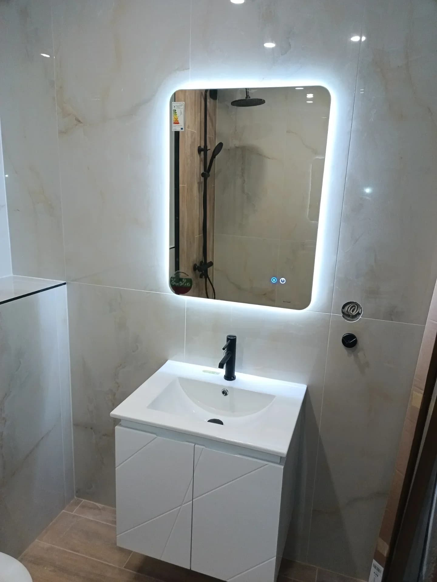 Изграждане и ремонт на бани