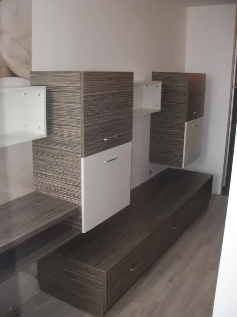 Мебели по поръчка 