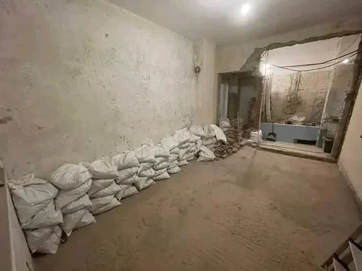 Кърти Чисти и Извозва 