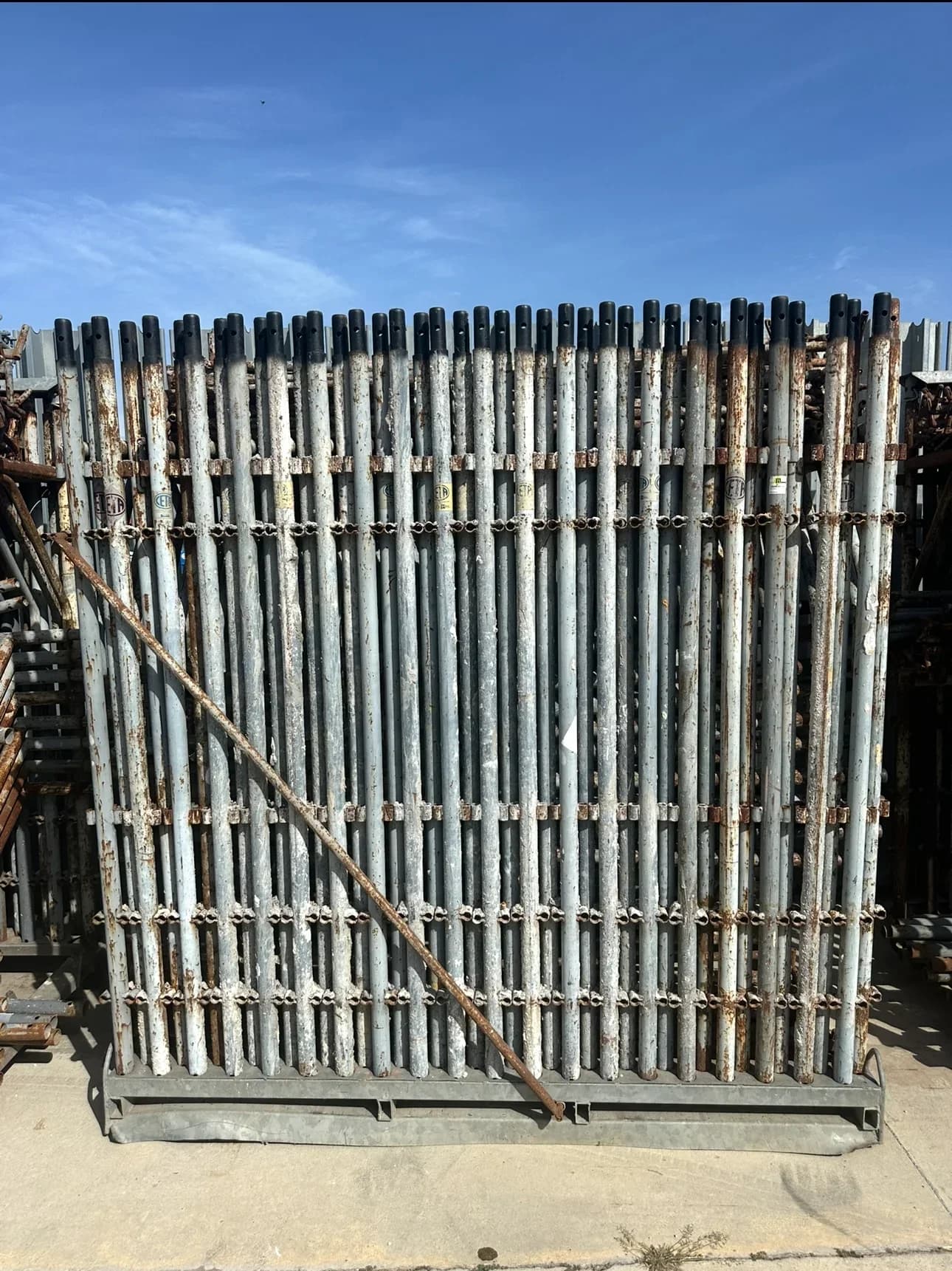 Продажба на строително фасадно рамково скеле от Италия