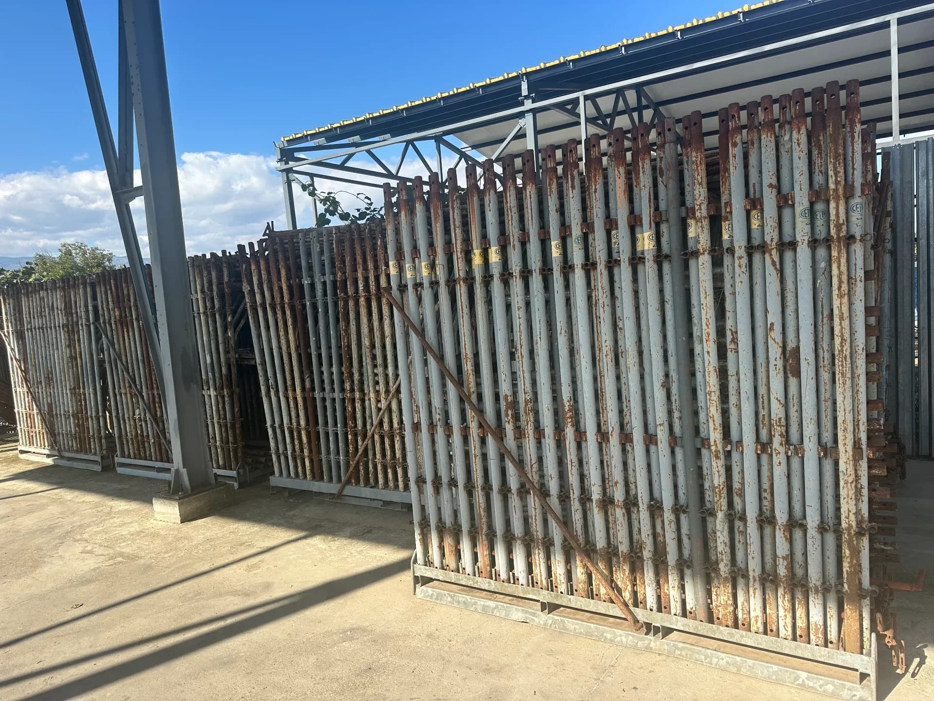 Продажба на строително фасадно рамково скеле от Италия