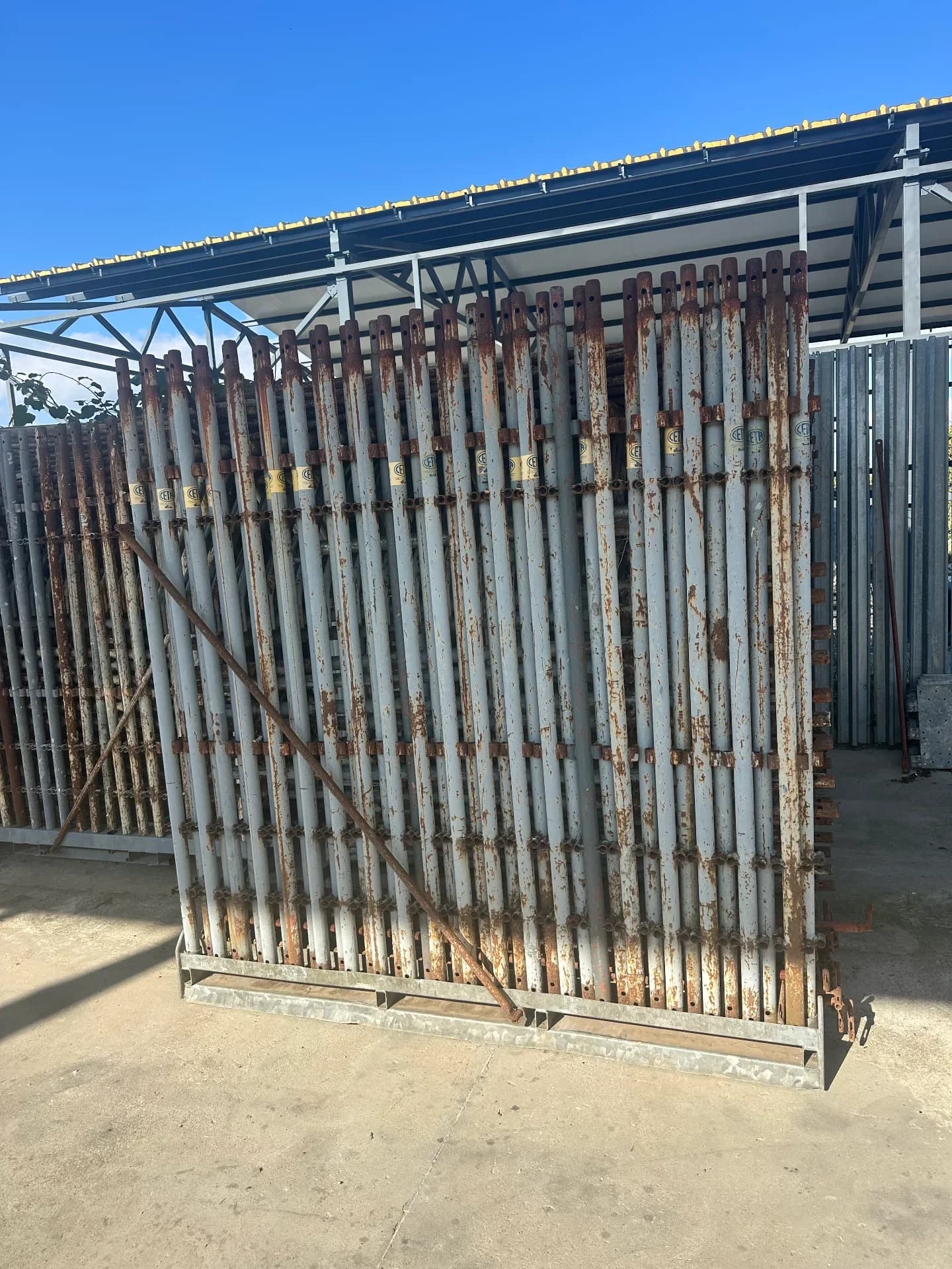 Продажба на строително фасадно рамково скеле от Италия