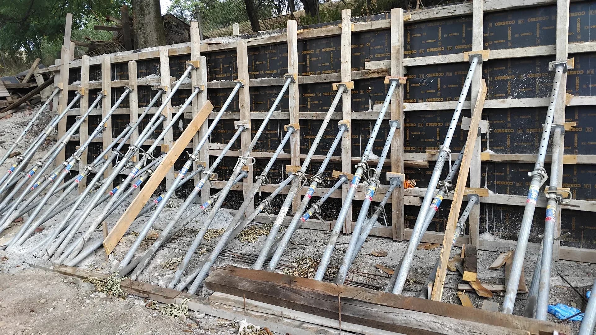 Бетон Фундамент,Бетонни огради,груб строеж,Фундамент за къщи и контейнери,дренажна система,