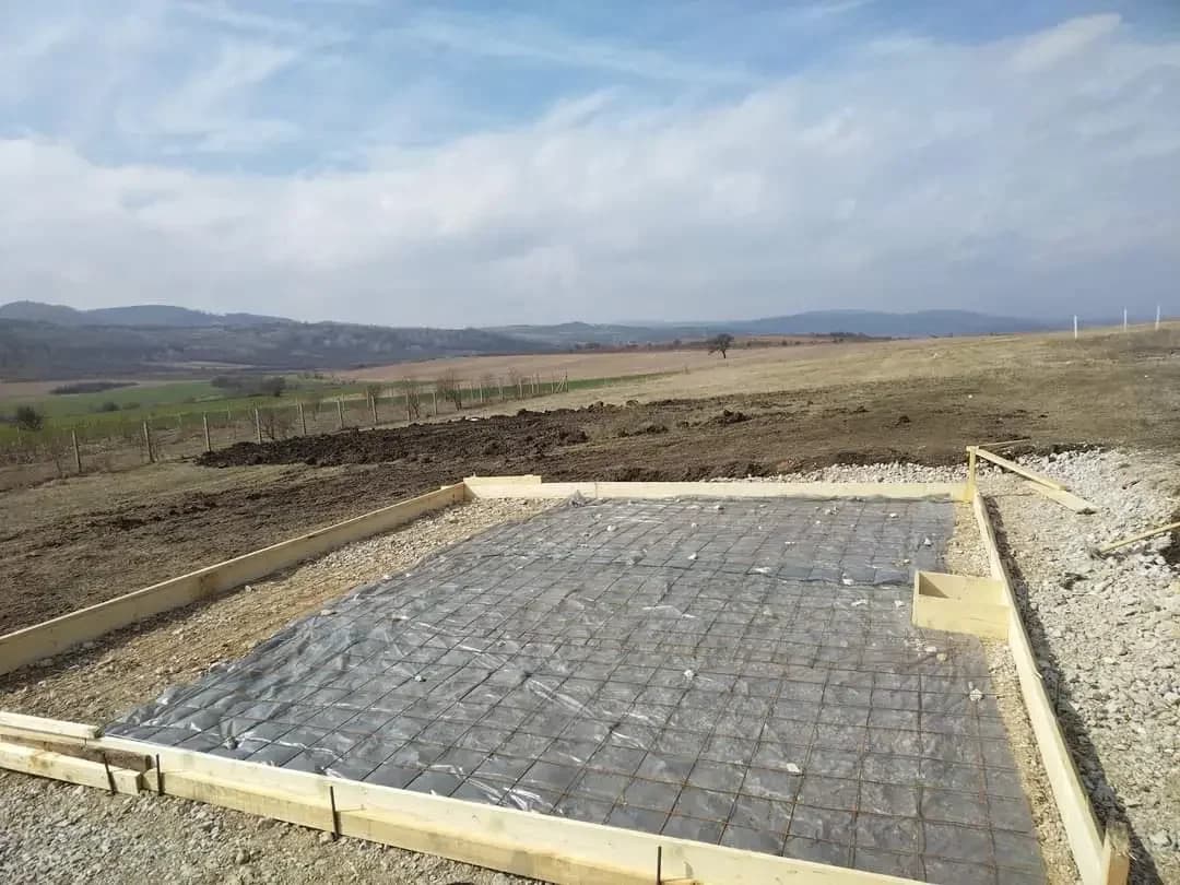 Бетон Фундамент,Бетонни огради,груб строеж,Фундамент за къщи и контейнери,дренажна система,