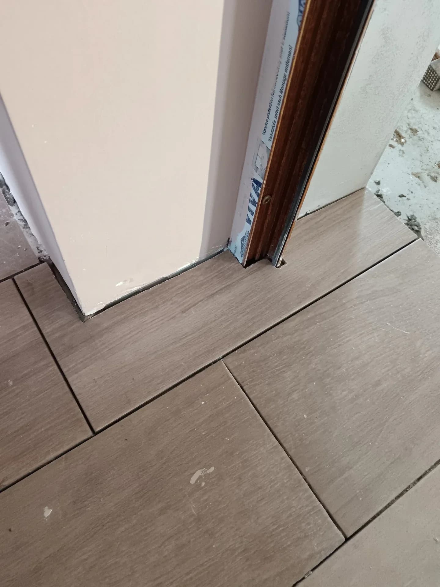 Вътрешни и външни ремонти