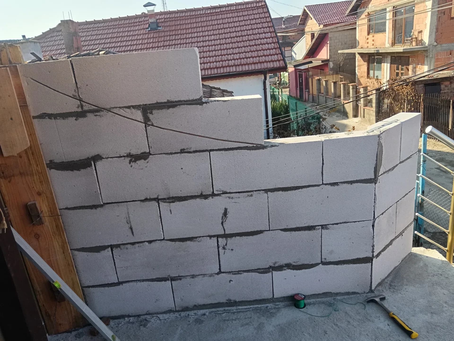 Вътрешни и външни ремонти