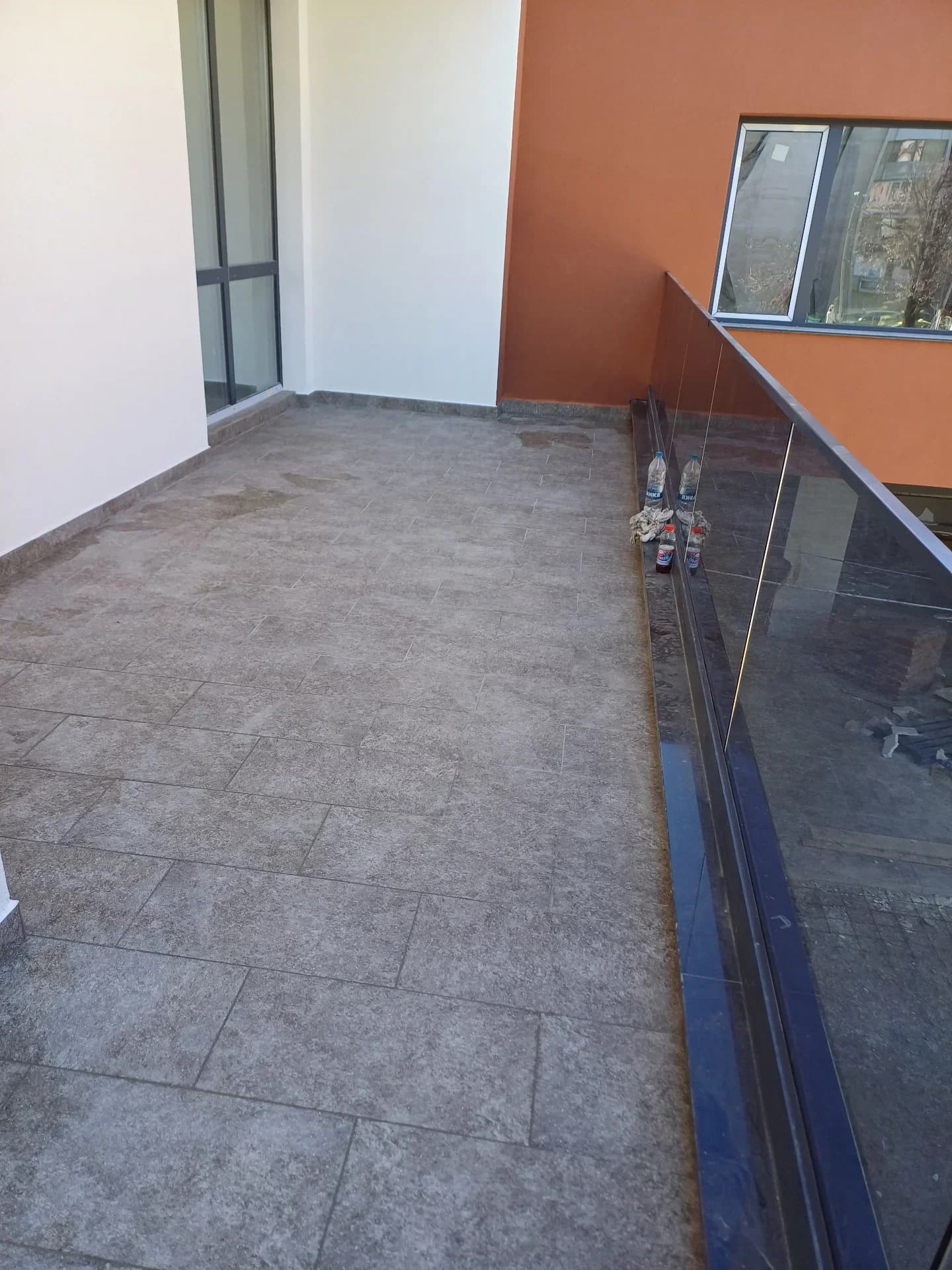 Лепене на плочки 