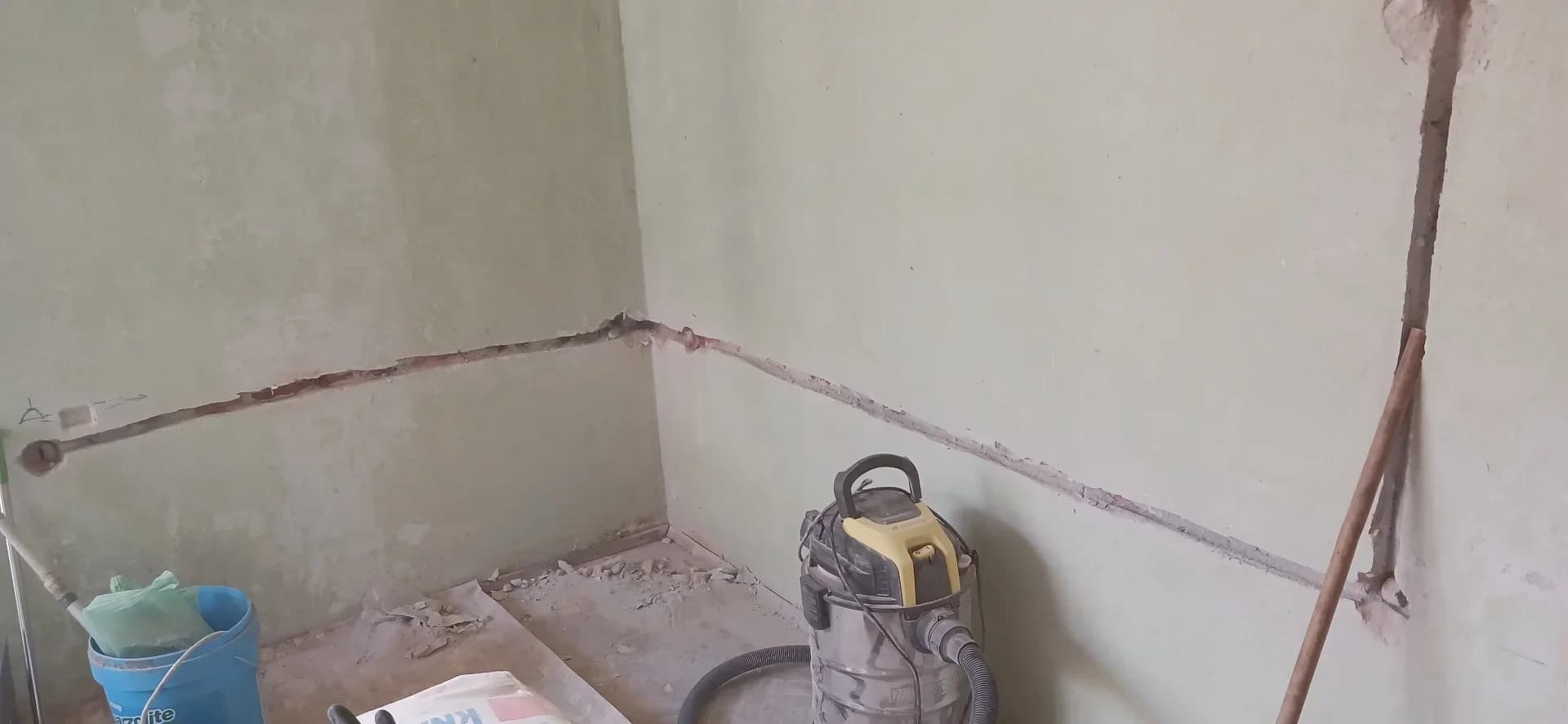 Монтаж и ремонт на ел табла и инсталации