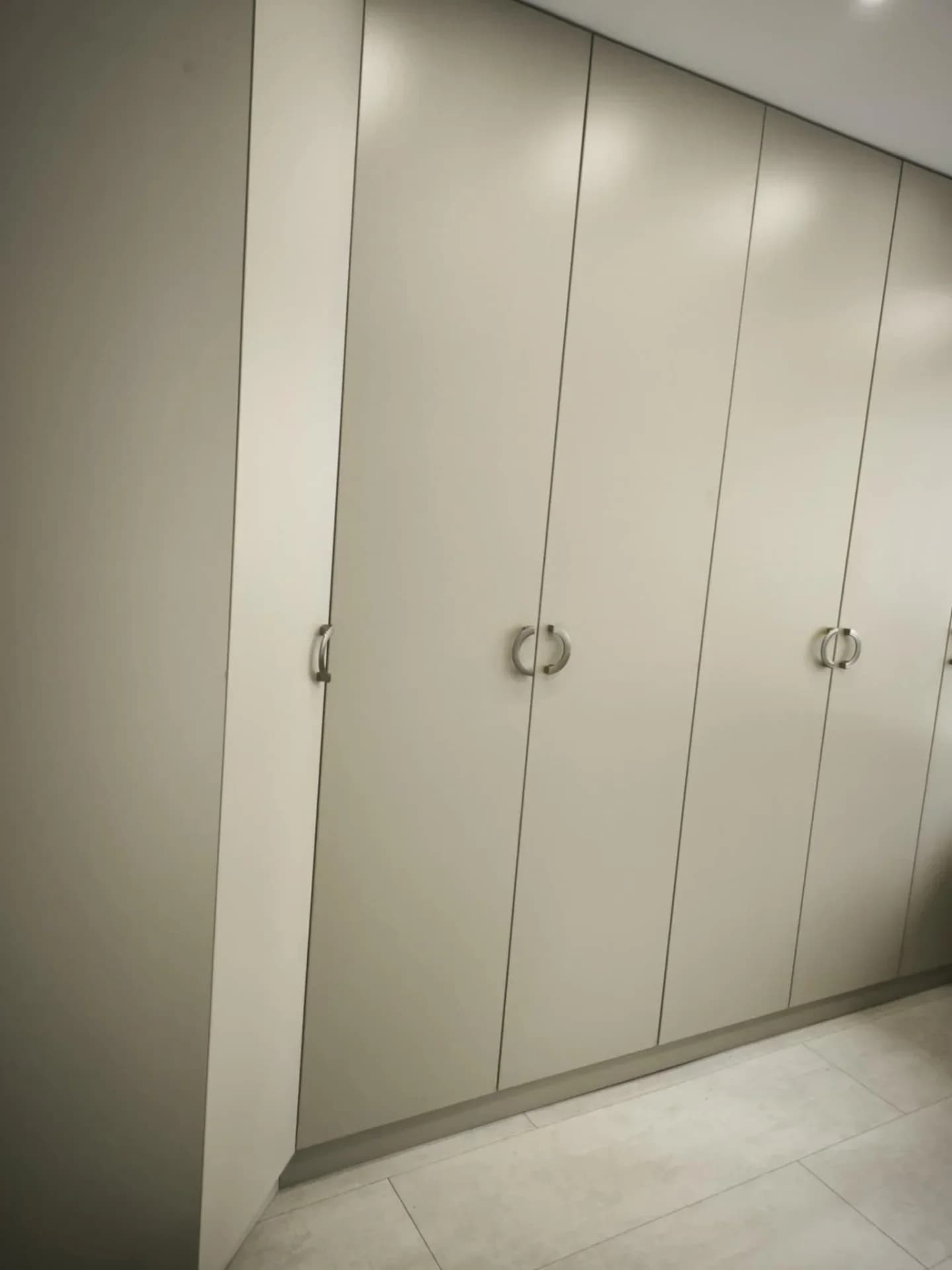 Изработка на мебели по индивидуален проект