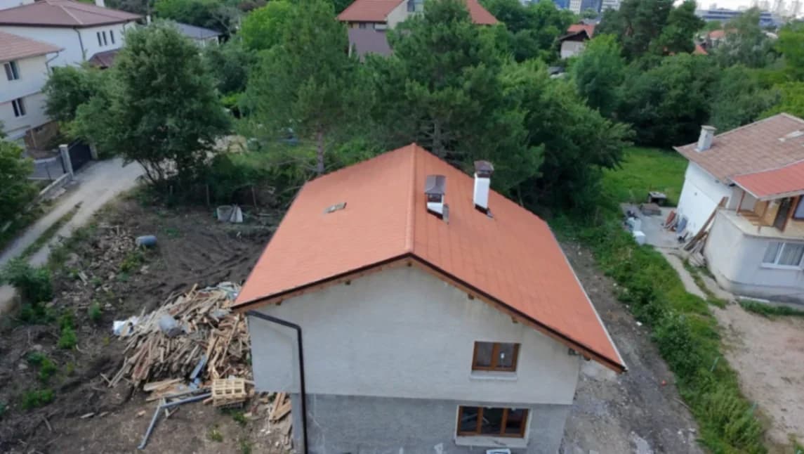 Ремонт на покриви, направа на навеси и хидроизолация.