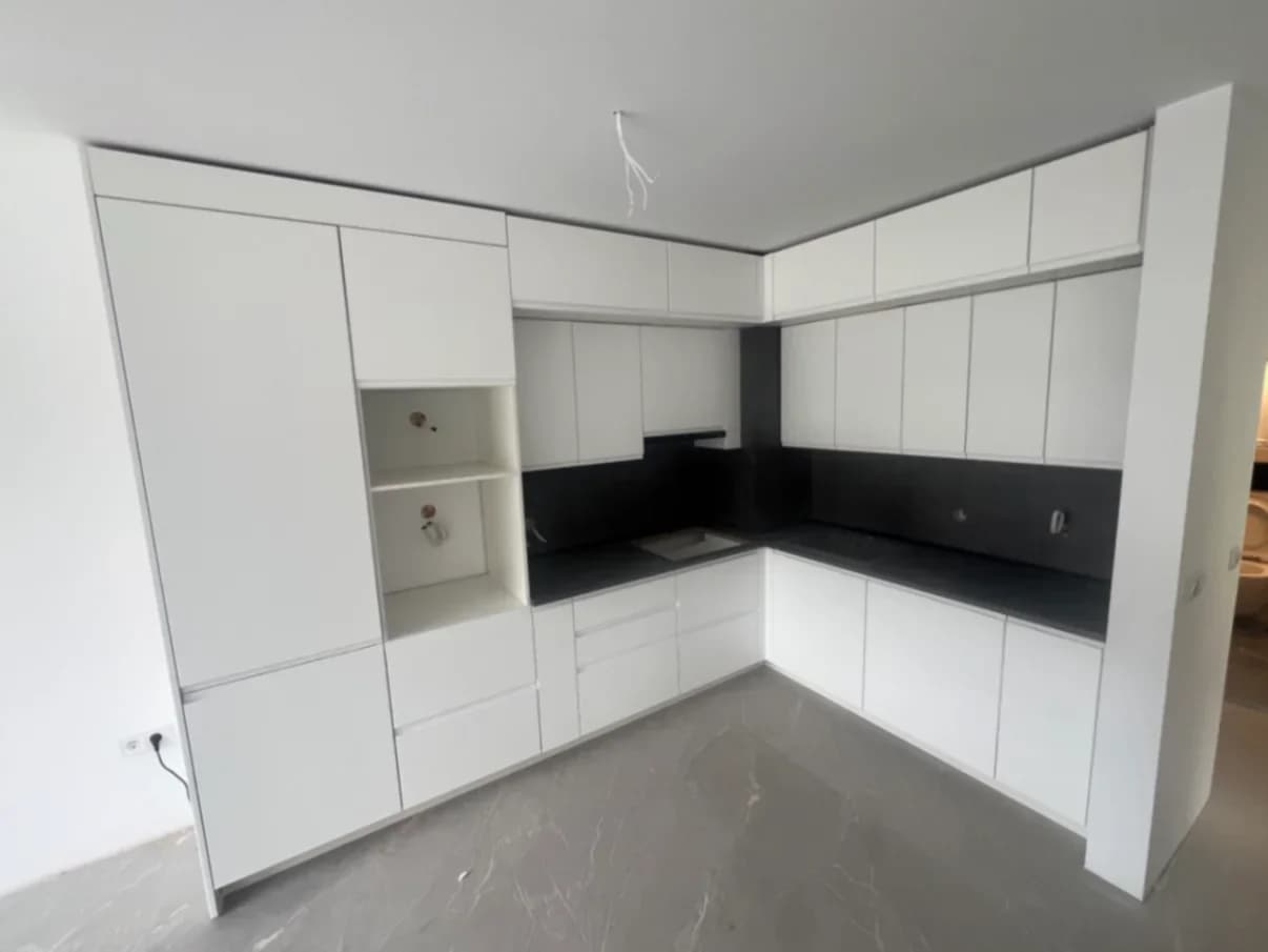 Монтаж на кухни и мебели