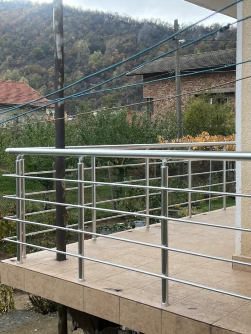 Алуминиеви парапети