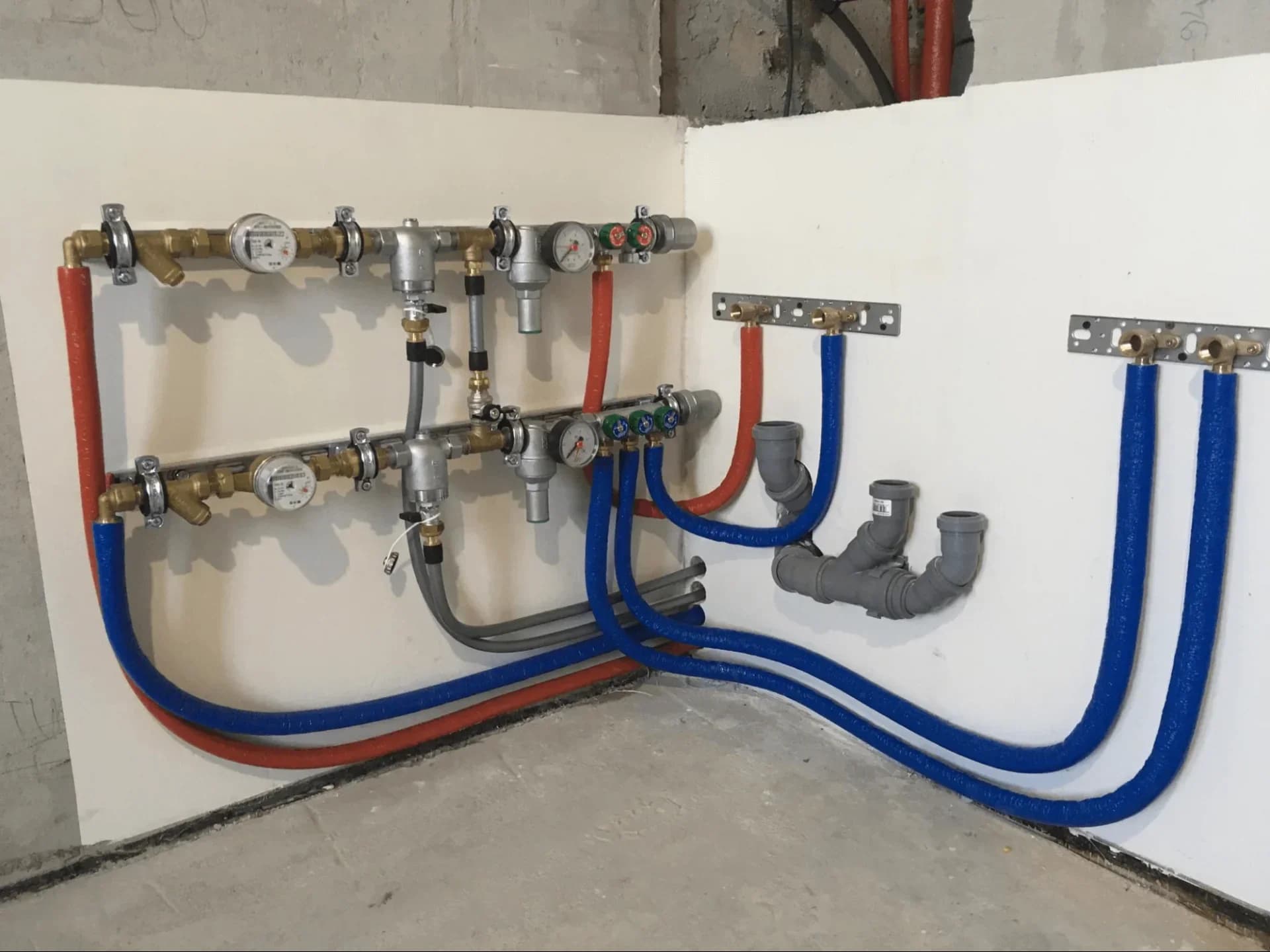 ВиК, Бани, Вътрешни ремонти